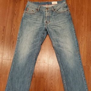 Hugo Boss jeans size 34 x 32. Regular fit. EUC.
